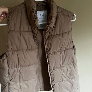GAP khaki women’s vest